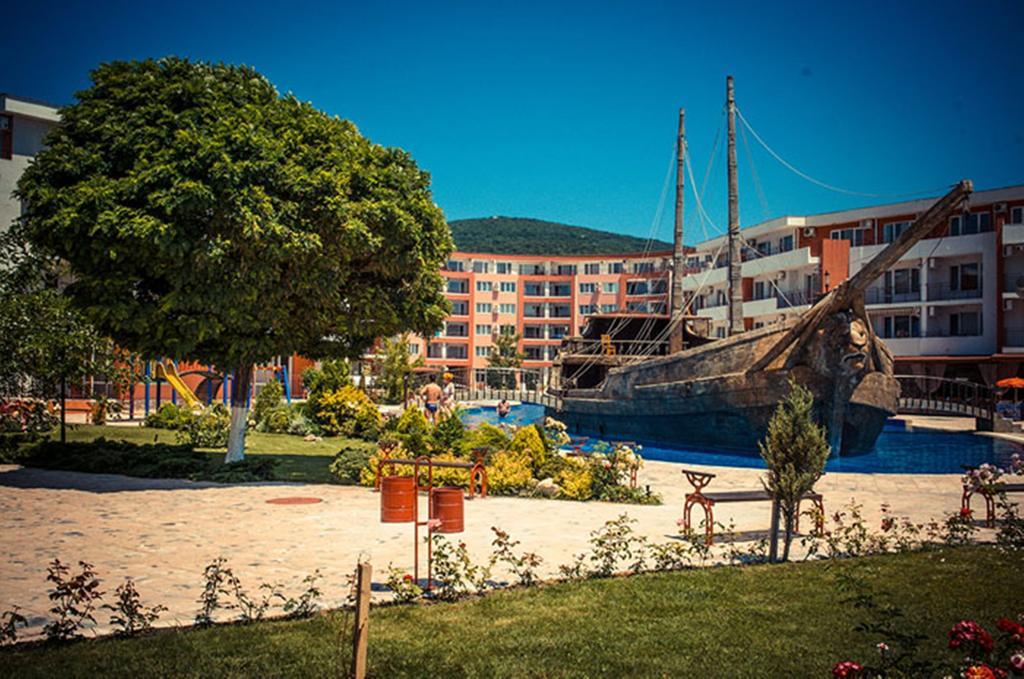 Privilege Fort Beach - Menada Apartments Elenite Esterno foto