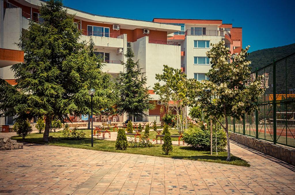 Privilege Fort Beach - Menada Apartments Elenite Esterno foto