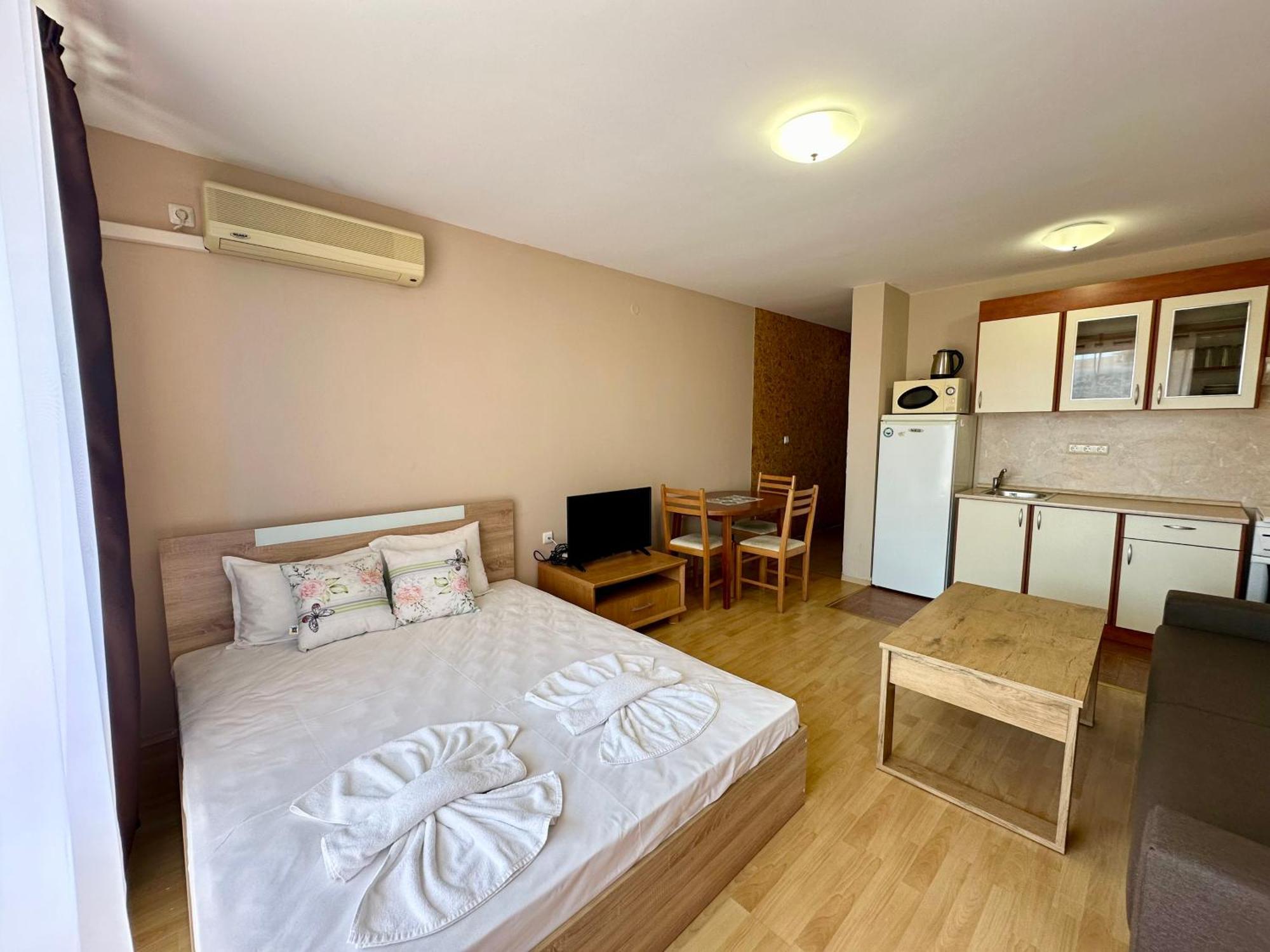 Privilege Fort Beach - Menada Apartments Elenite Esterno foto