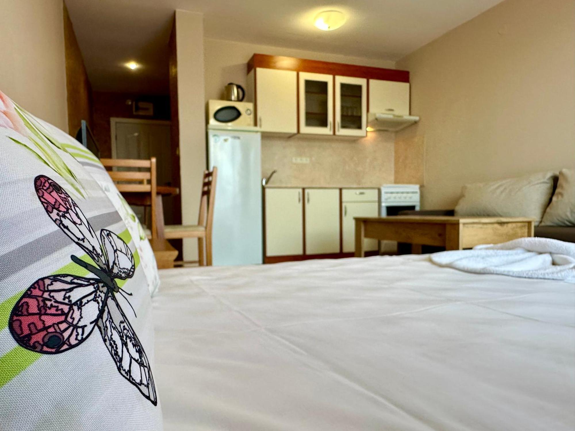 Privilege Fort Beach - Menada Apartments Elenite Esterno foto