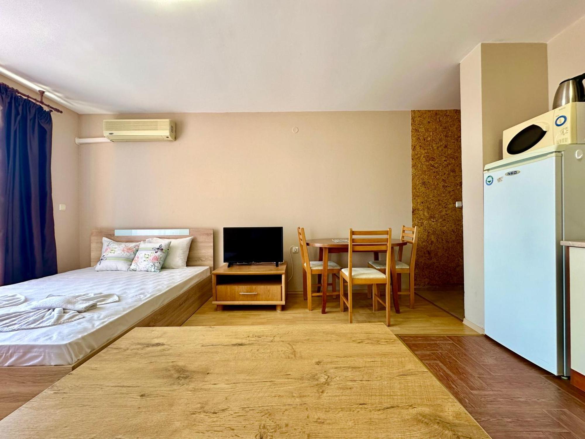 Privilege Fort Beach - Menada Apartments Elenite Esterno foto