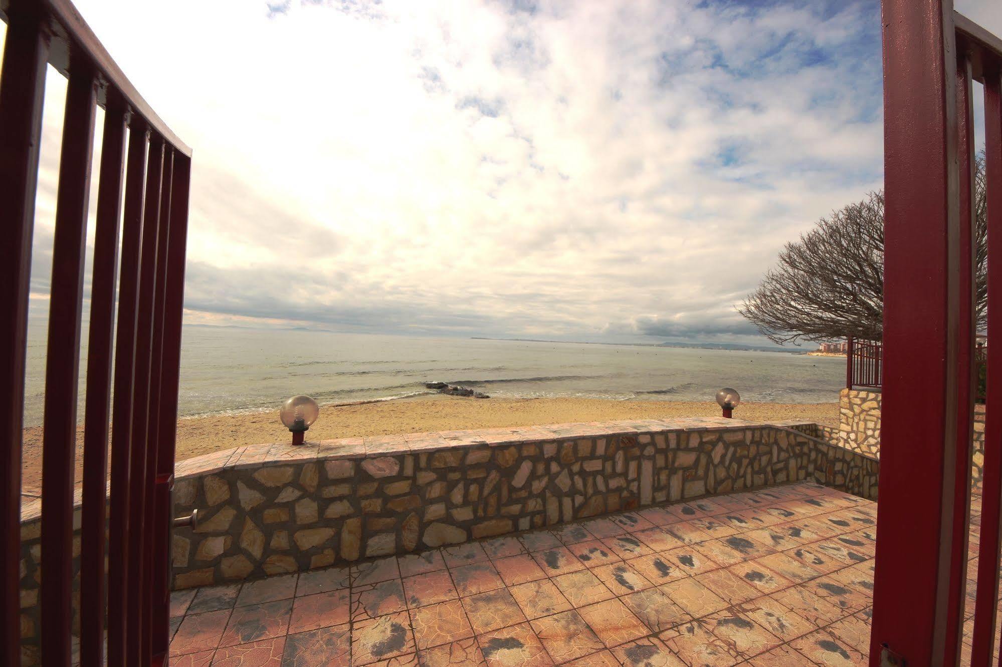 Privilege Fort Beach - Menada Apartments Elenite Esterno foto